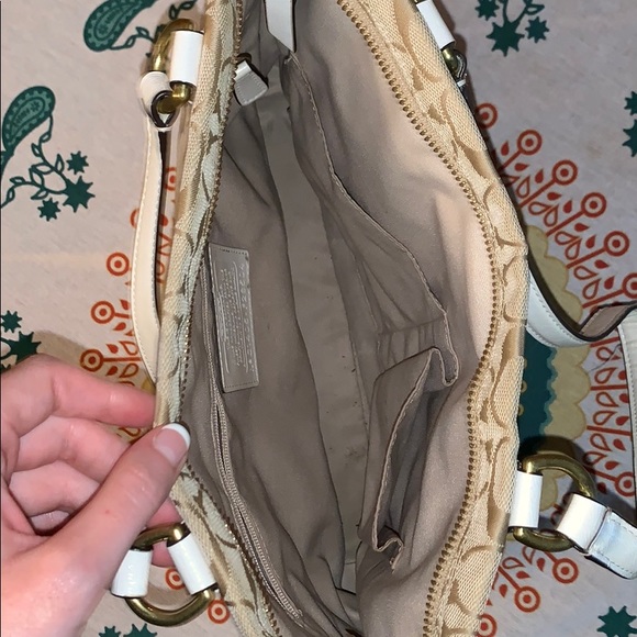 Coach Purse - Picture 4 of 6